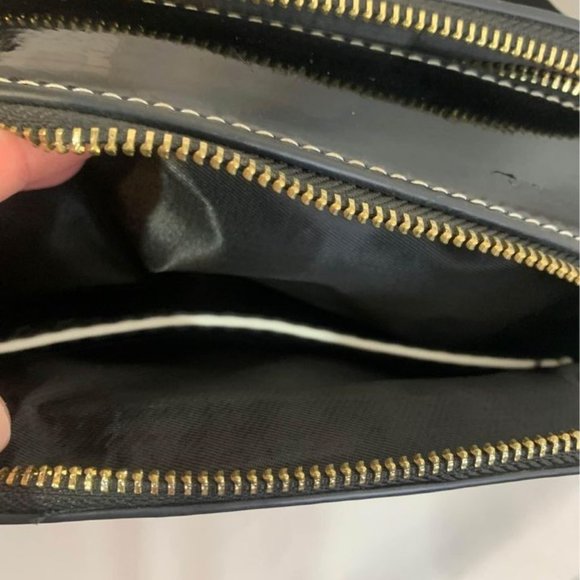 Womans bumble bee preppy patent leather box crossbody bag. Thick strap. - Picture 2 of 9